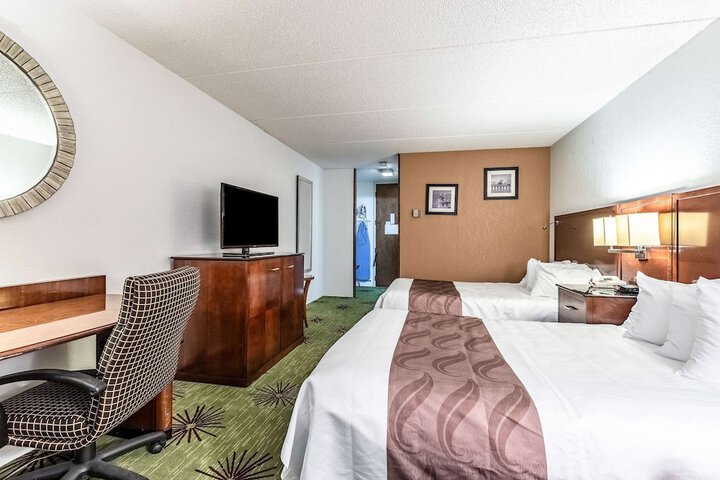 Room 25 of 36