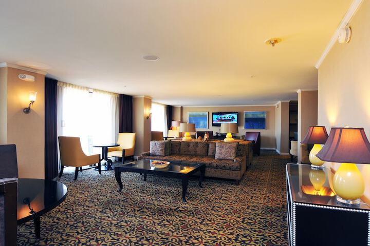 InterContinental Kansas City at the Plaza by IHG