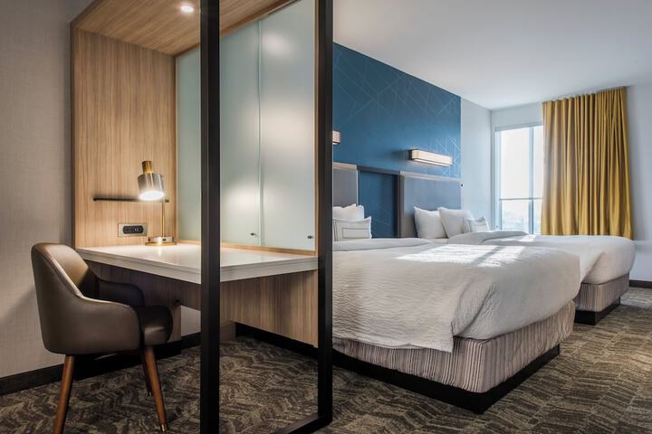 Room 15 of 26