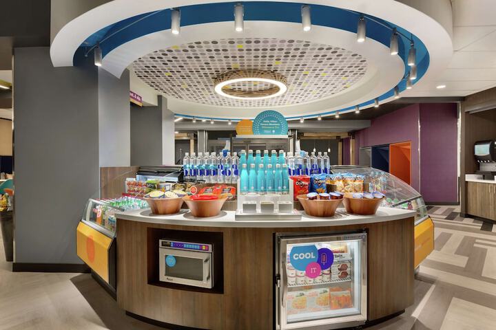 Tru by Hilton St. Charles St. Louis MO