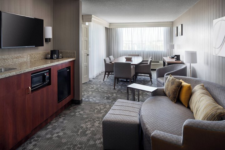 Courtyard by Marriott Richmond / Berkeley