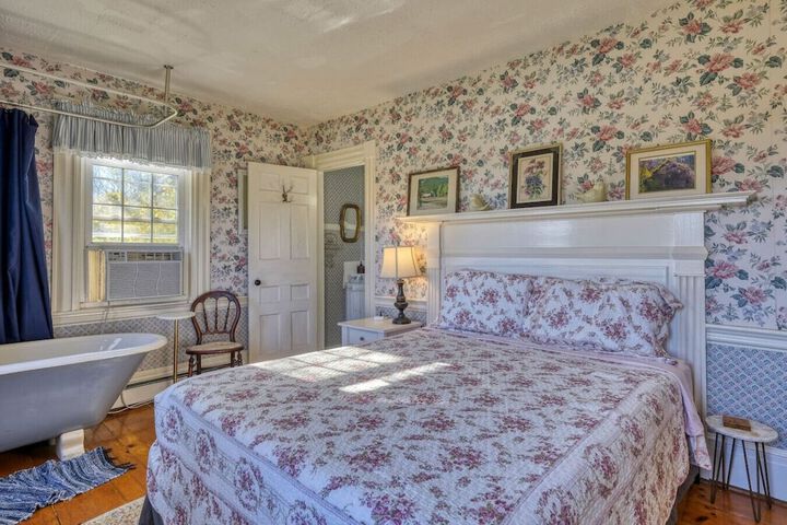 Open Hearth Inn
