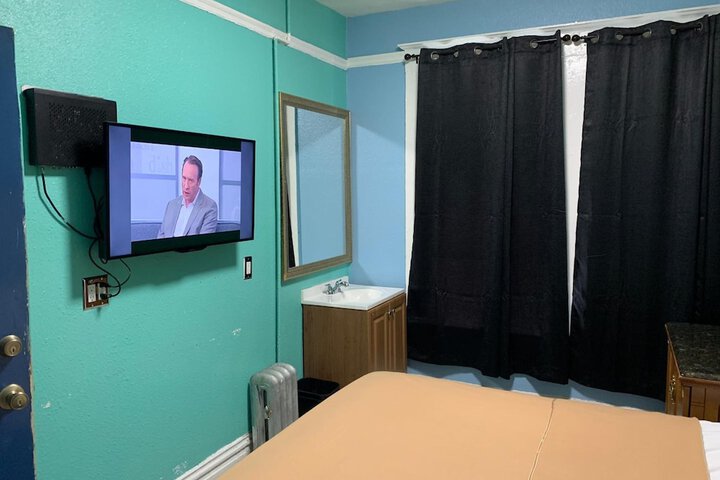 Room 26 of 44