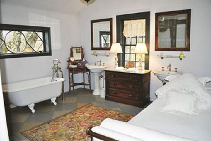 Country Loft Bed and Breakfast