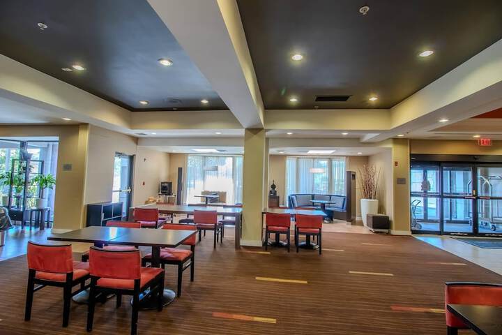 Country Inn & Suites by Radisson Convention Center