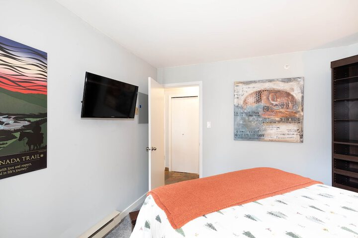 Room 17 of 32