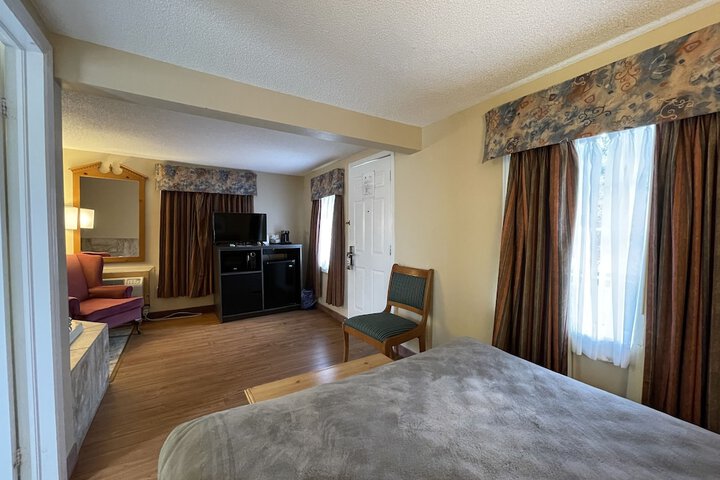 Room 42 of 58