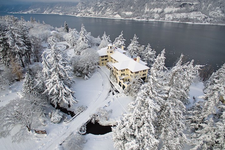 Columbia Gorge Hotel and Spa