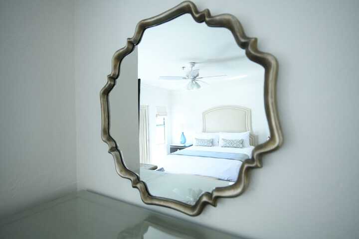 Room 37 of 118