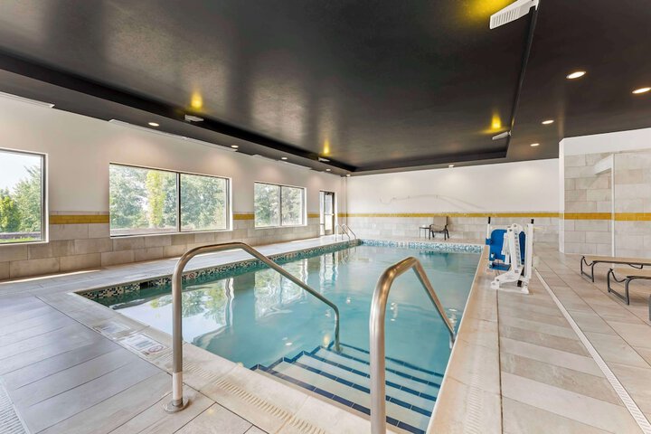 Pool 4 of 43