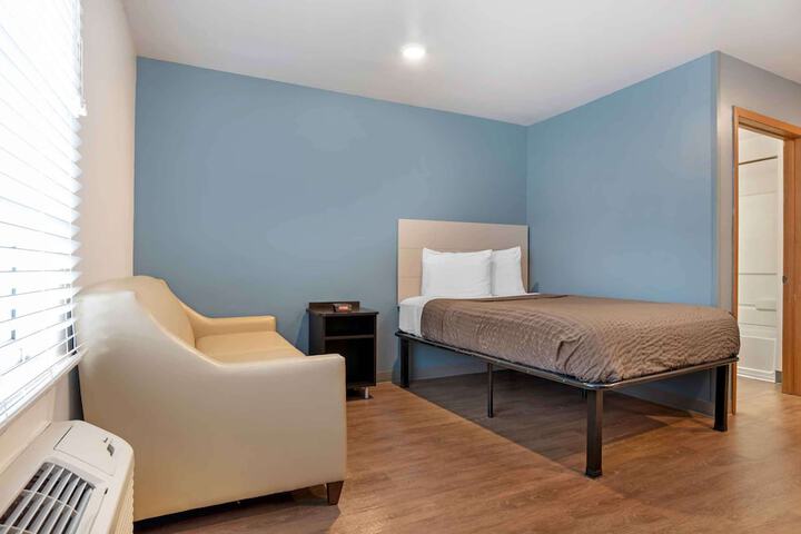 Room 20 of 28