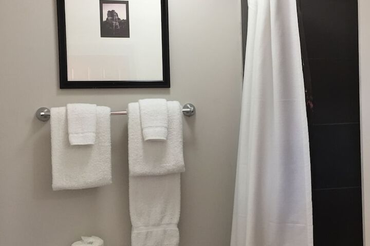 Room 15 of 44