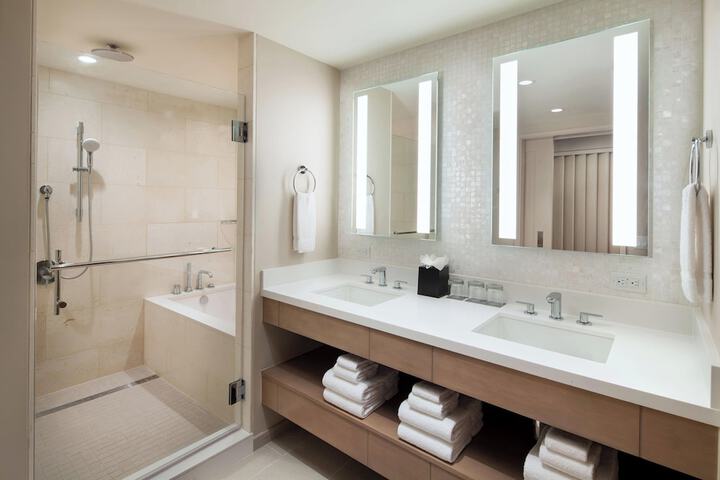 Sheraton Waikiki Beach Resort