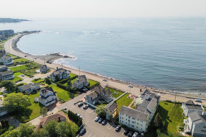The Beach House Inn