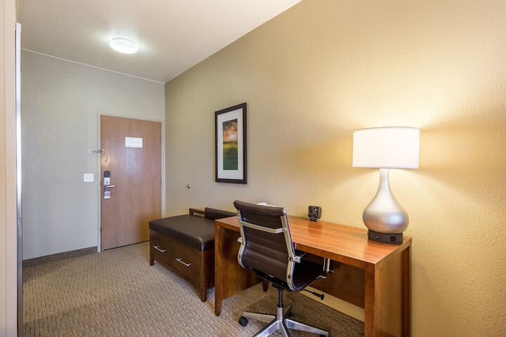 Room 40 of 48