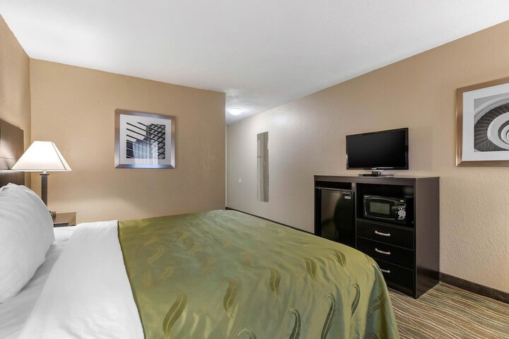 Room 17 of 45