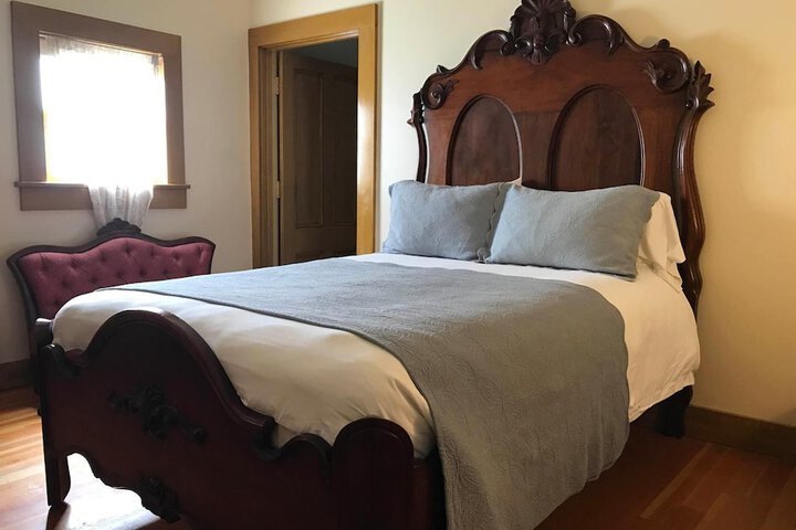 Room 50 of 72