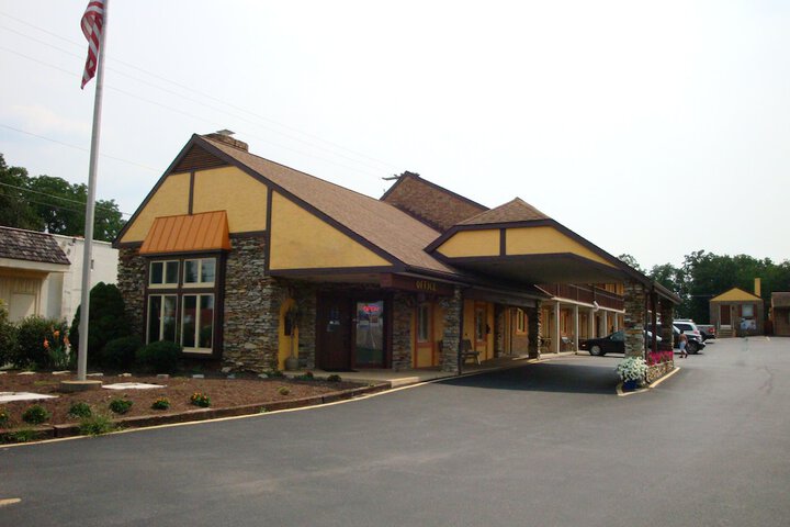 Soudersburg Motel