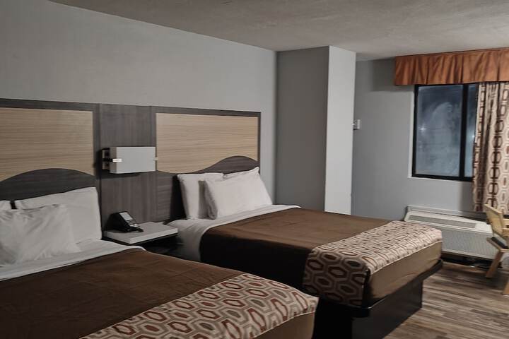 Room 16 of 50
