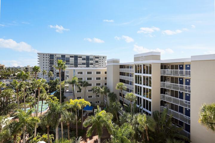 Island Grand at TradeWinds