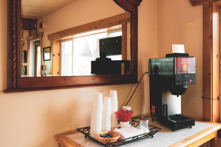 Breakfast/Coffee Service 18 of 18
