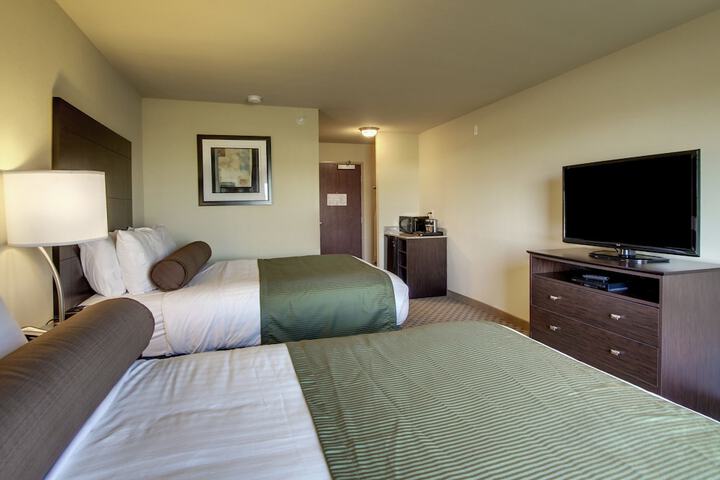 Room 22 of 34