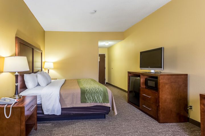 Room 27 of 45