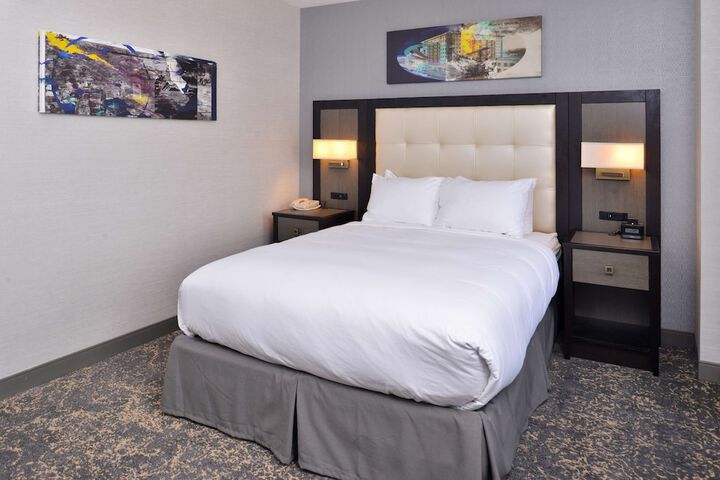 DoubleTree by Hilton Utica
