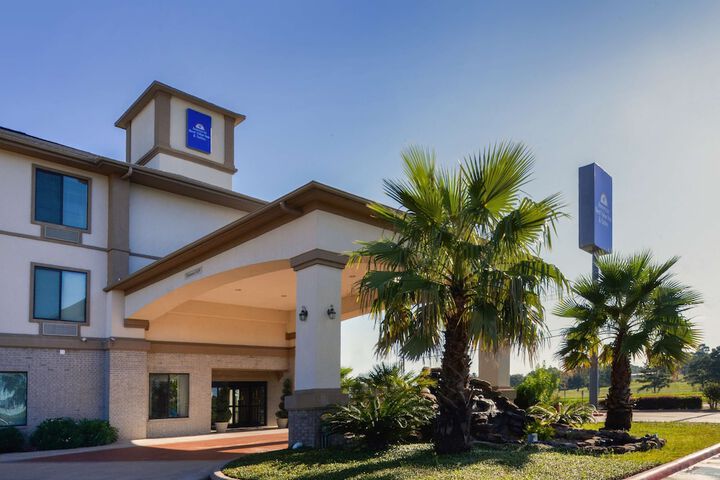 Hotel 2 of 55