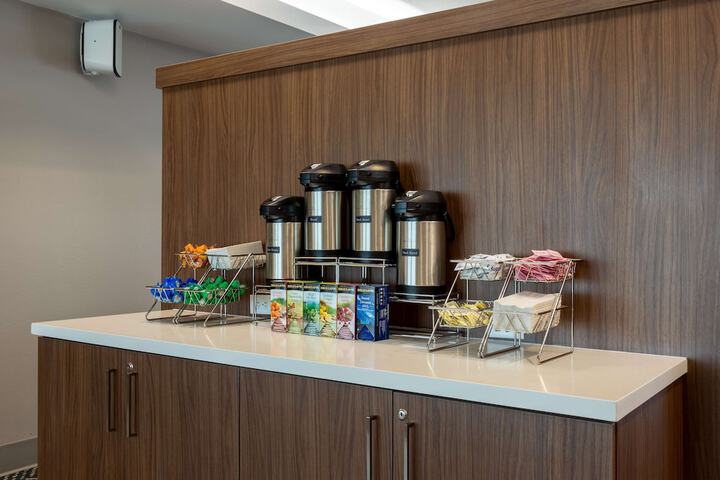 Breakfast/Coffee Service 33 of 36