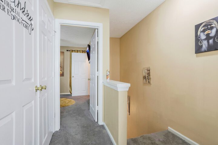 Ballroom/Hall 113 of 123