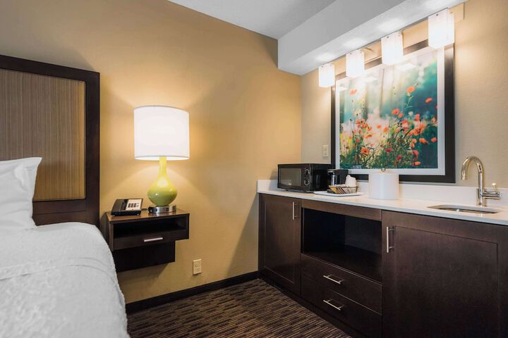 Room 6 of 20