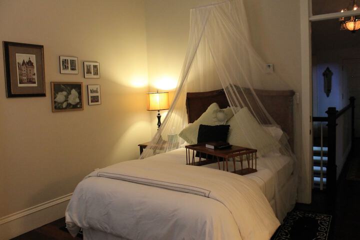 Room 12 of 45