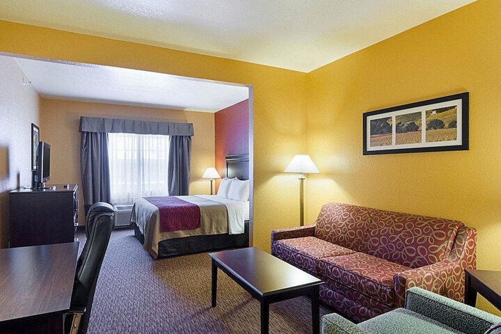 Room 22 of 34