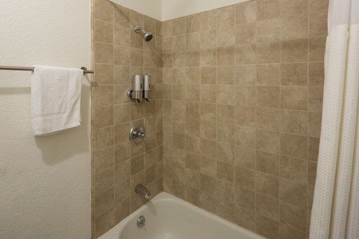 Room 15 of 19