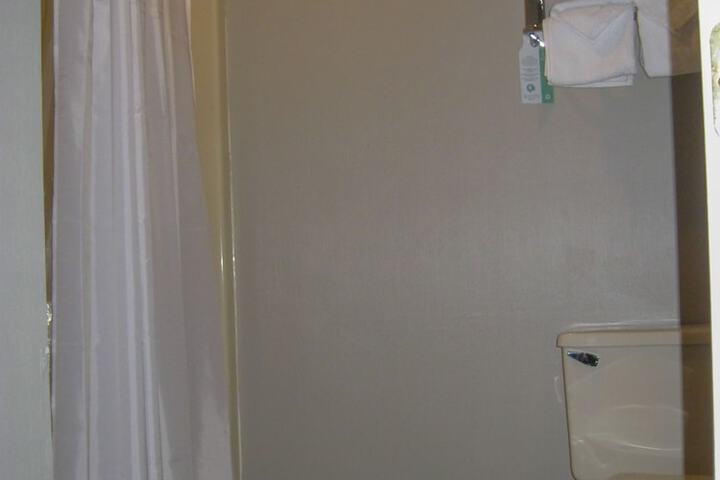 Room 47 of 60