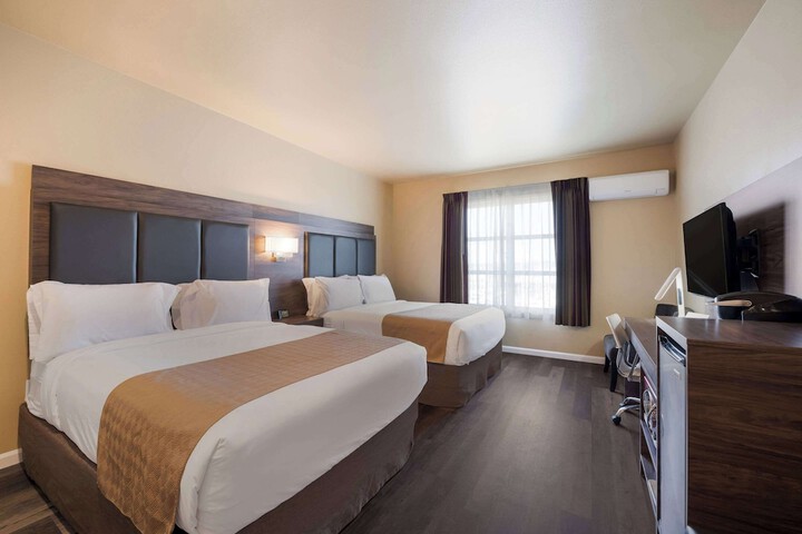 Room 32 of 78