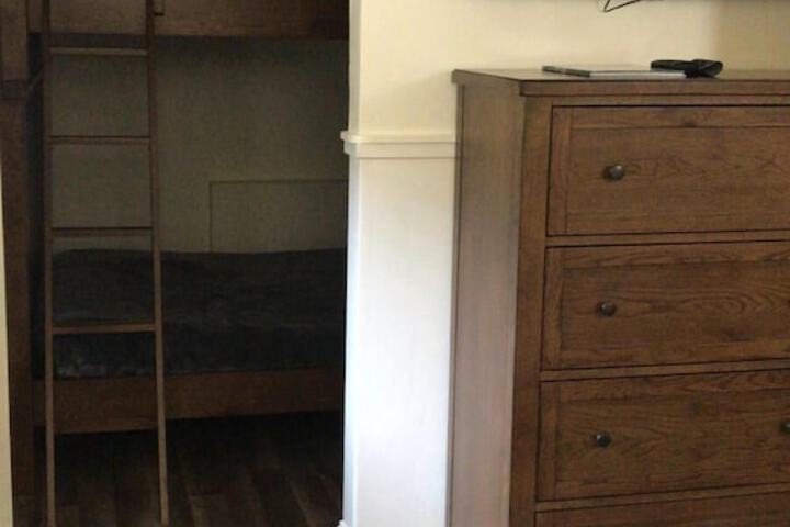 Room 56 of 85