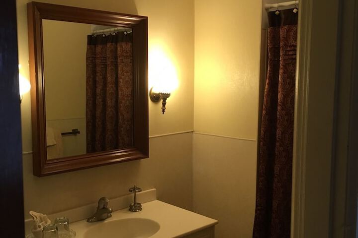 Room 46 of 56