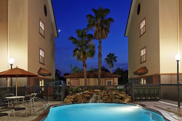 Homewood Suites by Hilton Houston-Woodlands