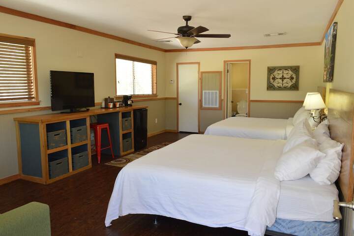 Room 29 of 33