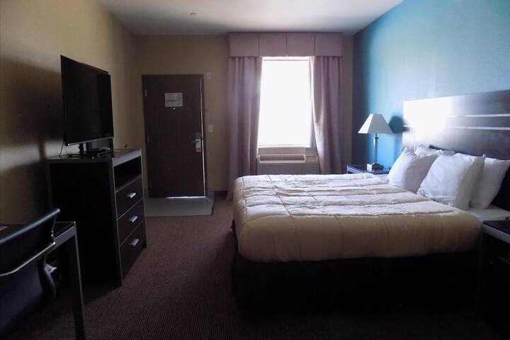 Room 33 of 50