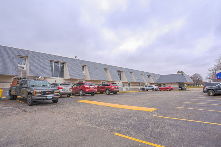 Executive Inn Owatonna Hwy 35