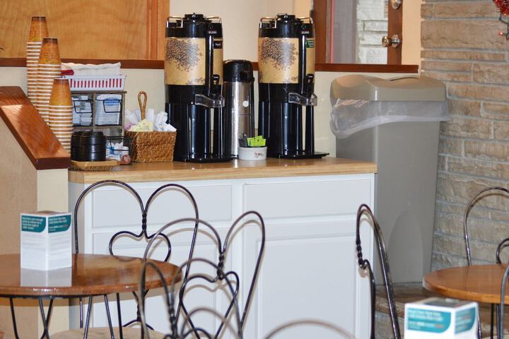 Breakfast/Coffee Service 64 of 70