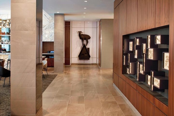 Hotel Interior 14 of 61