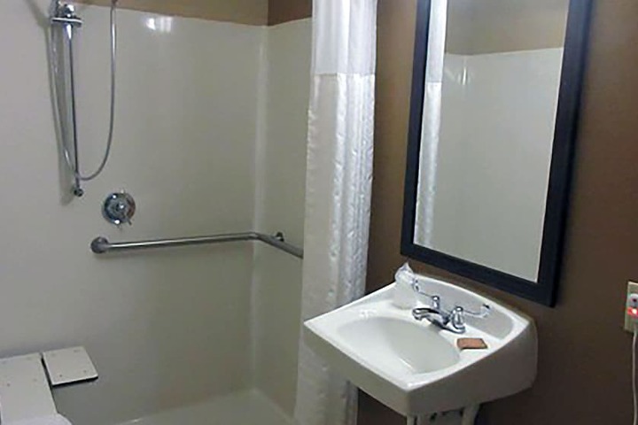 Room 41 of 54