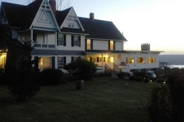 The Fox and the Grapes Bed & Breakfast
