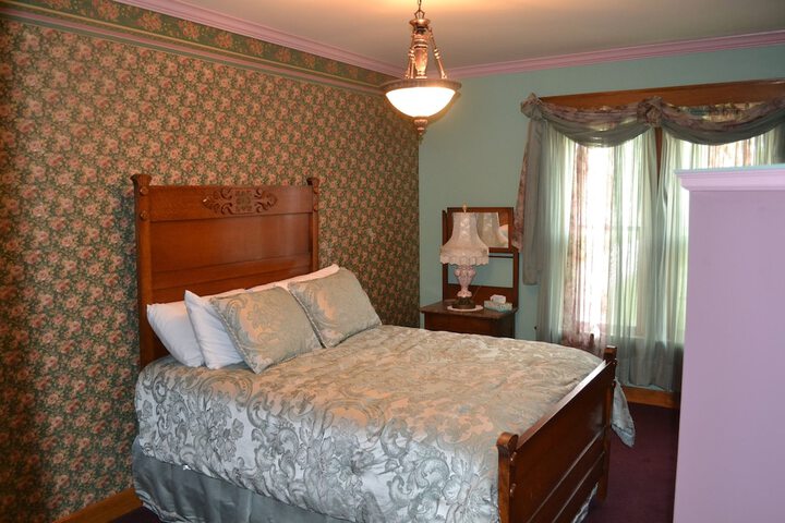 Room 31 of 37