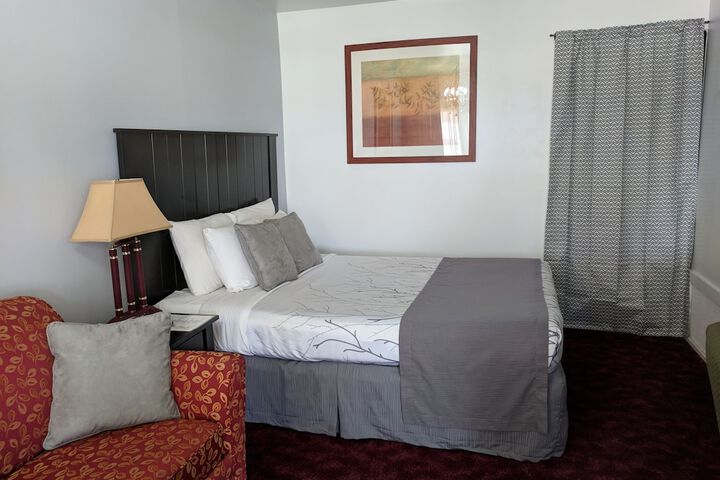 Skyview Motel