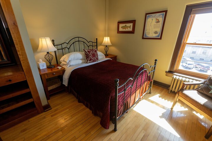 Room 40 of 69